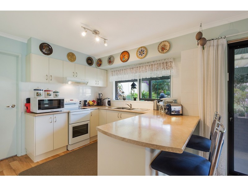 27 TURA BEACH DRIVE, Tura Beach NSW 2548