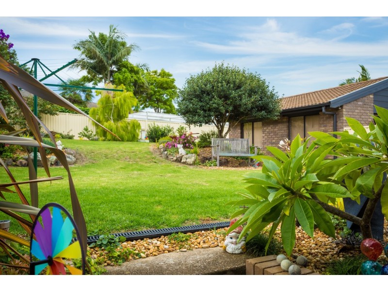 27 TURA BEACH DRIVE, Tura Beach NSW 2548