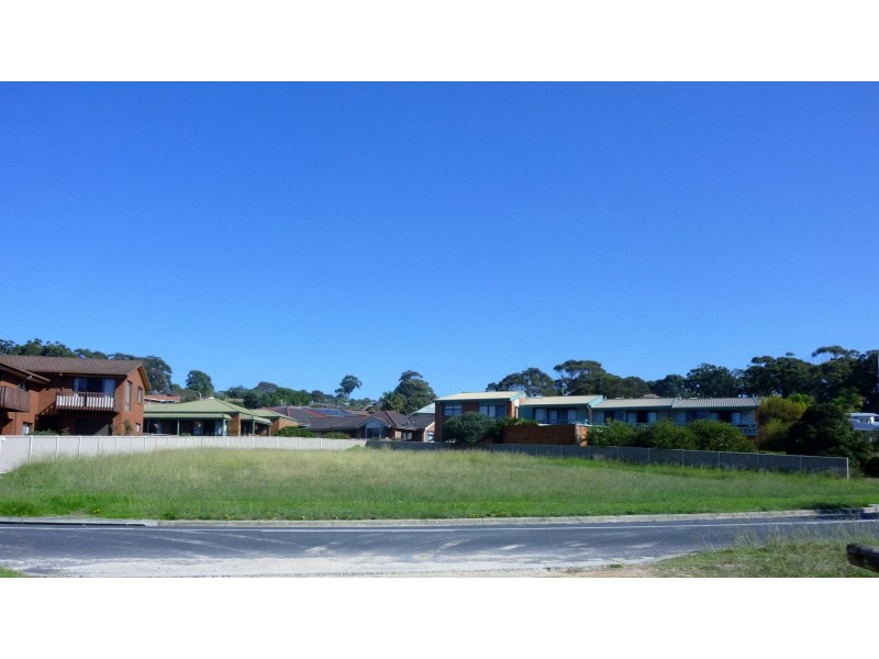 3 SURF CIRCLE, Tura Beach NSW 2548