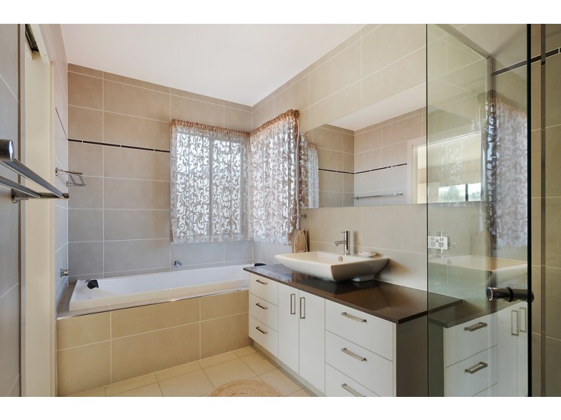 1 22 MONARO STREET, Merimbula NSW 2548