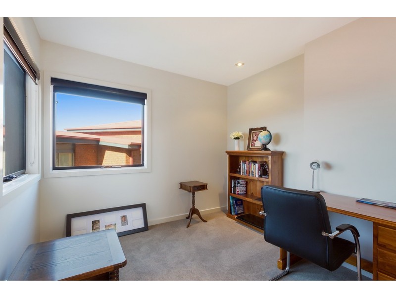 1 22 MONARO STREET, Merimbula NSW 2548
