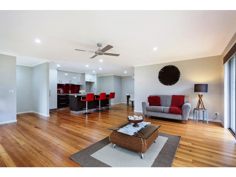 7 ENDEAVOUR COURT, Tura Beach NSW 2548