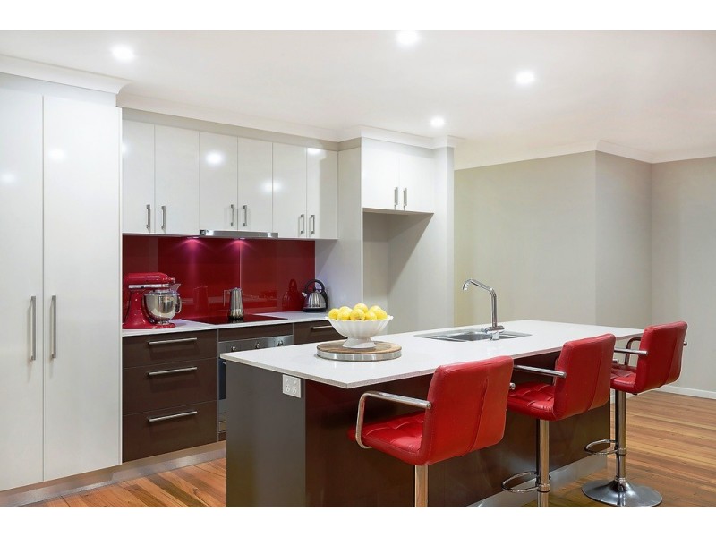 7 ENDEAVOUR COURT, Tura Beach NSW 2548