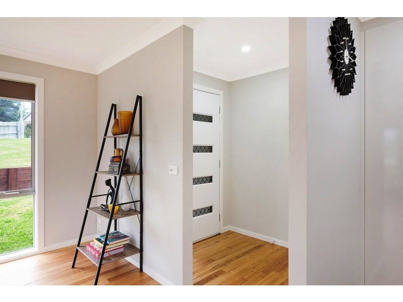 7 ENDEAVOUR COURT, Tura Beach NSW 2548