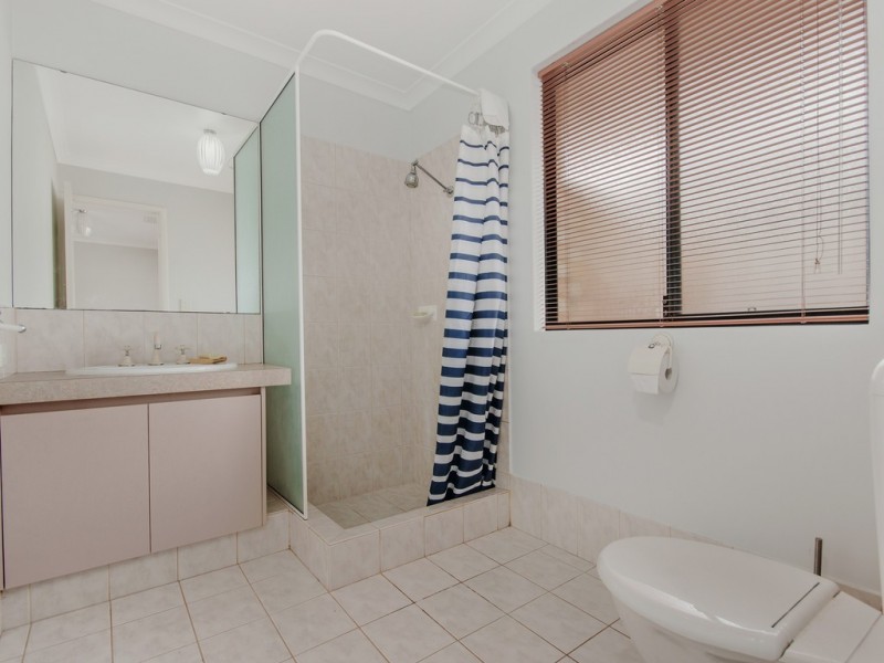 56 Chelmsford Avenue, Port Kennedy WA 6172