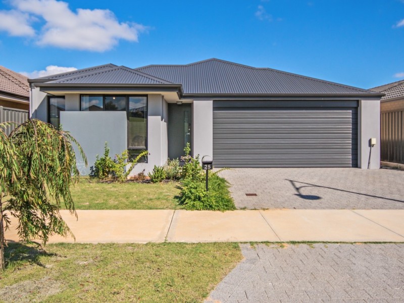 25 Huggins Way, Baldivis WA 6171