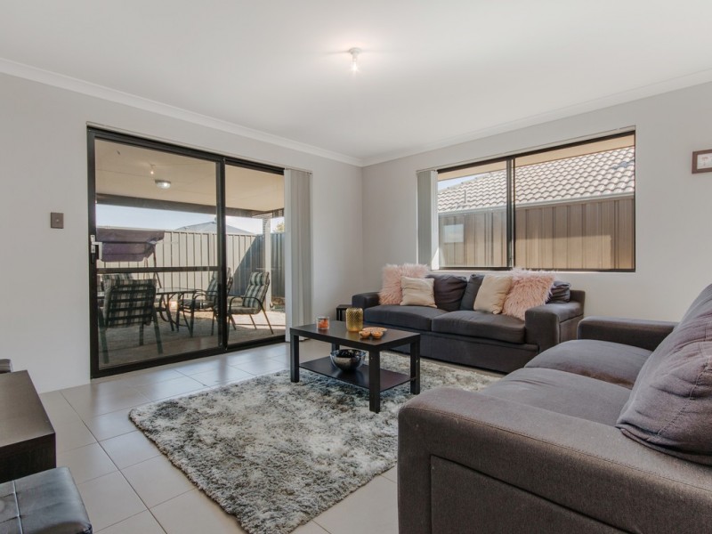 25 Huggins Way, Baldivis WA 6171