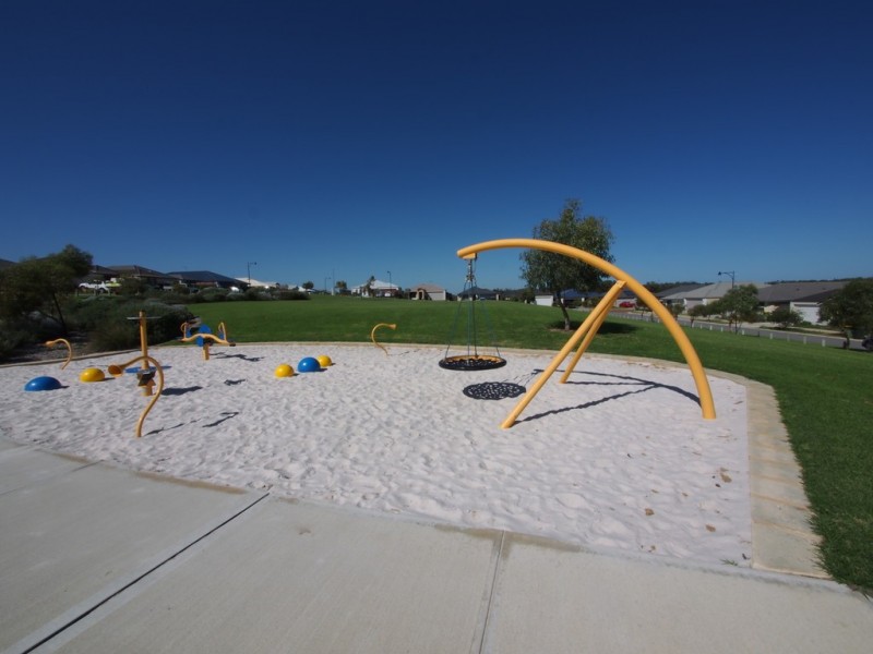 25 Huggins Way, Baldivis WA 6171