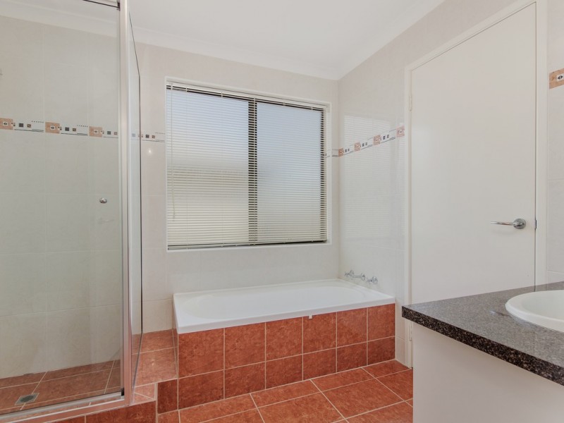 4 Jupiter Bend, Rockingham WA 6168