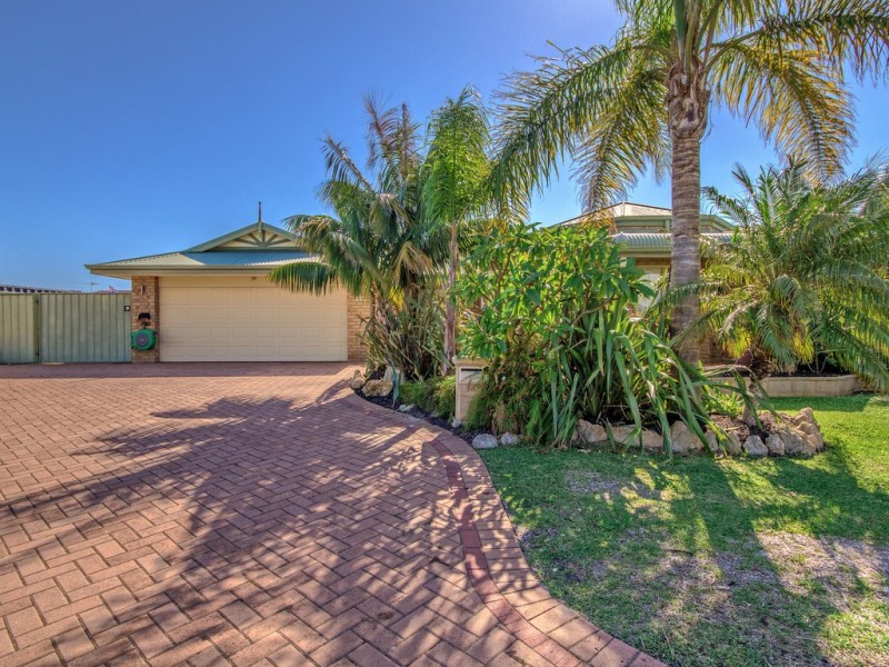 13 St Raphael Crescent, Port Kennedy WA 6172
