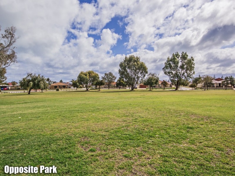 13 St Raphael Crescent, Port Kennedy WA 6172