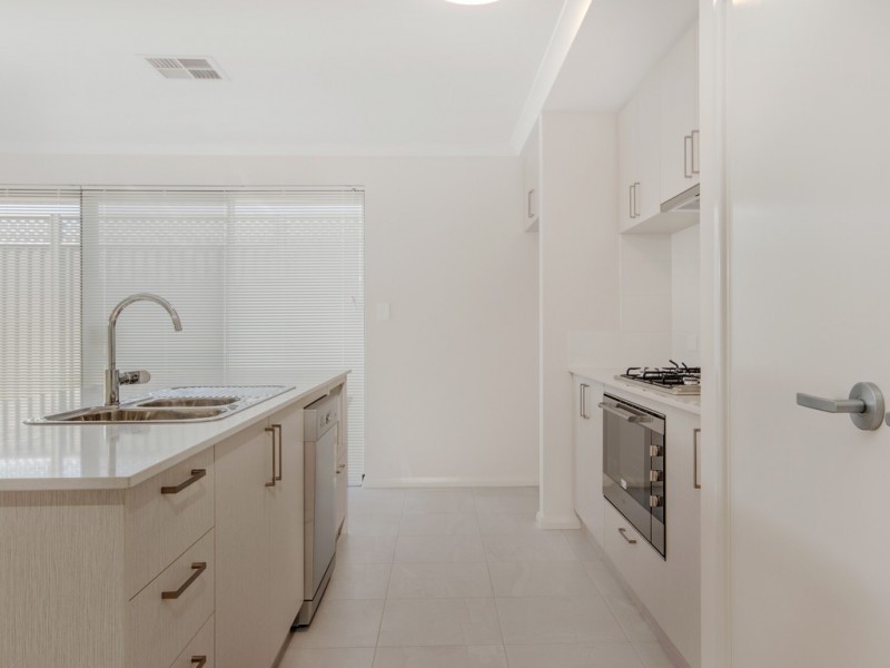 7 Ingram Rd, Baldivis WA 6171