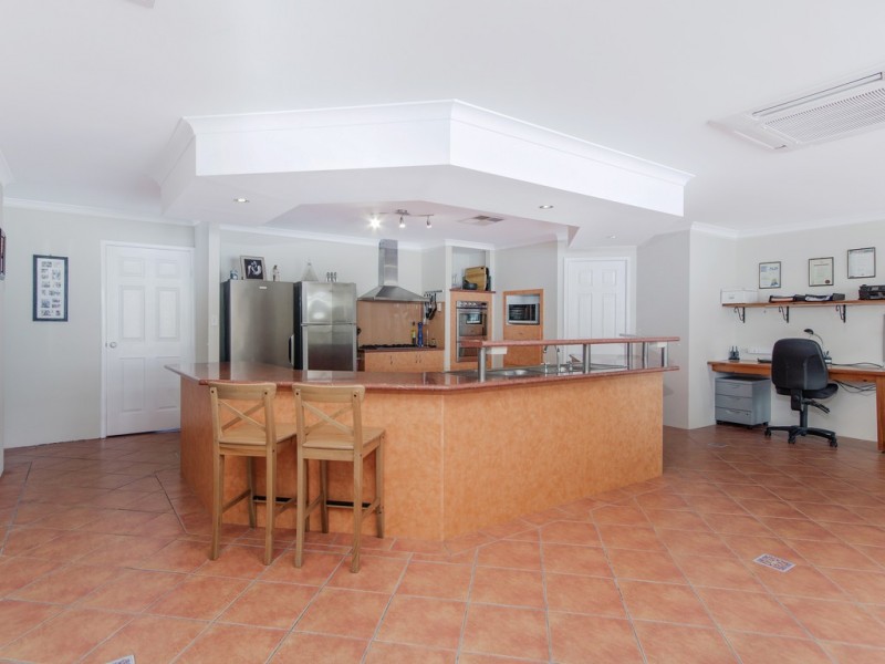 1 Kerver Way, Port Kennedy WA 6172