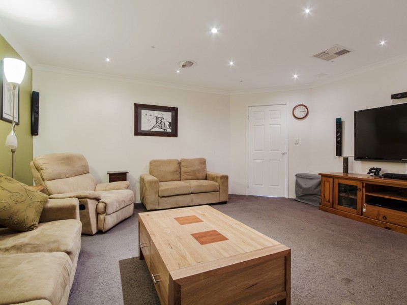 1 Kerver Way, Port Kennedy WA 6172