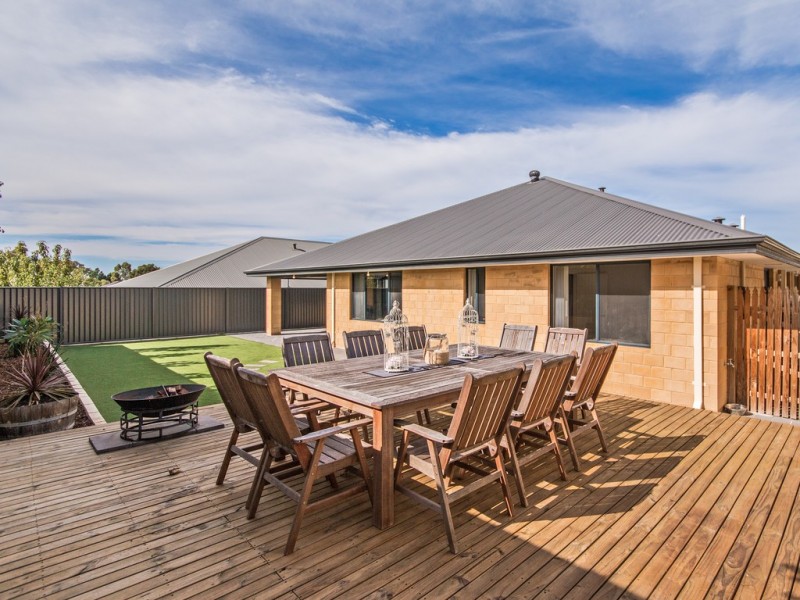 12 Ballys Turn, Baldivis WA 6171