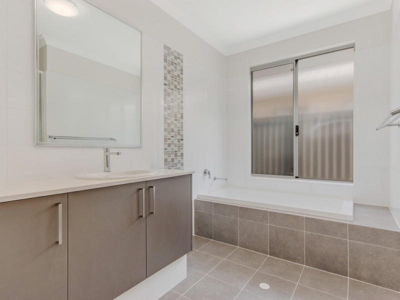 22 Galata Ave, Baldivis WA 6171