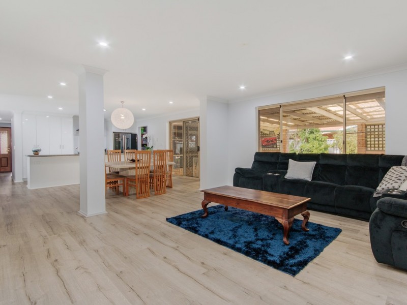 14 Whitechurch Mews, Port Kennedy WA 6172