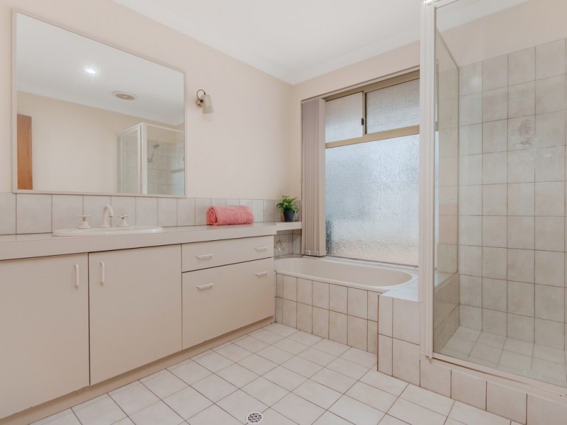 14 Whitechurch Mews, Port Kennedy WA 6172