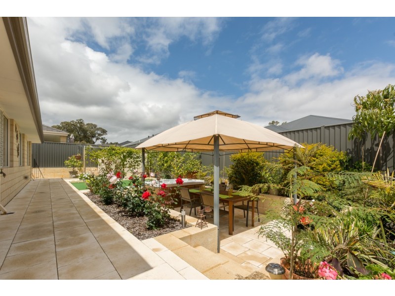 27 Copenhagen St, Baldivis WA 6171