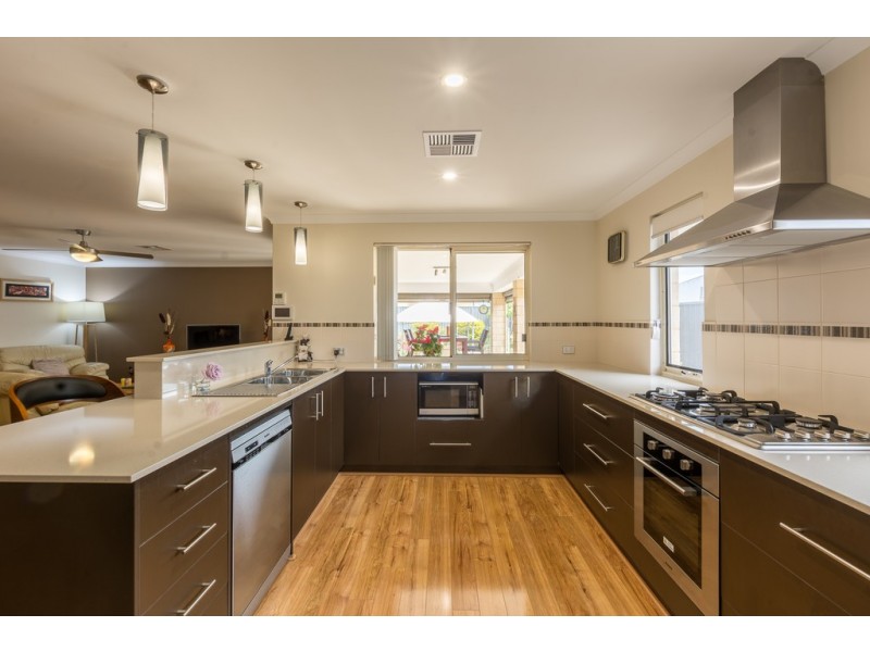 27 Copenhagen St, Baldivis WA 6171