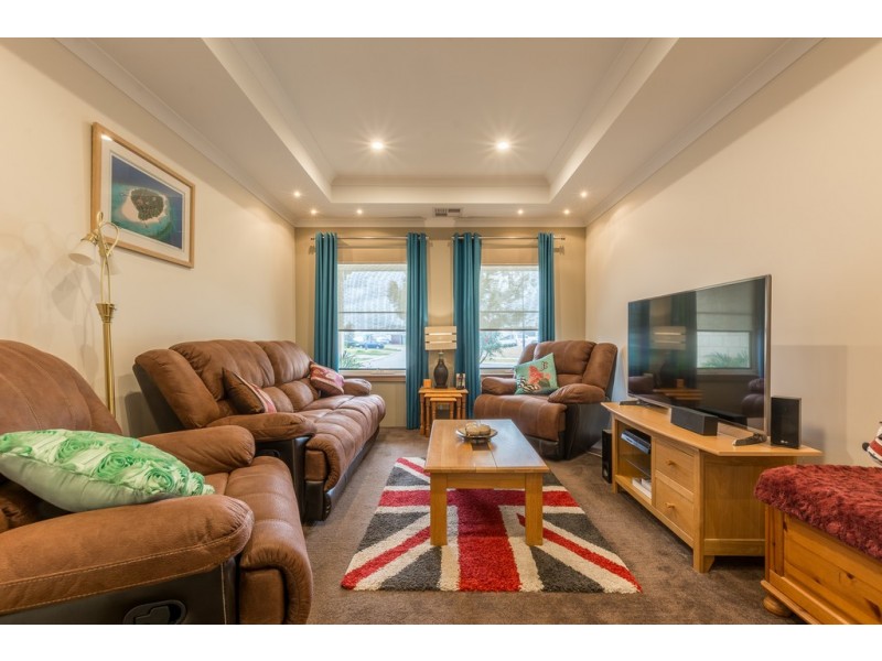 27 Copenhagen St, Baldivis WA 6171