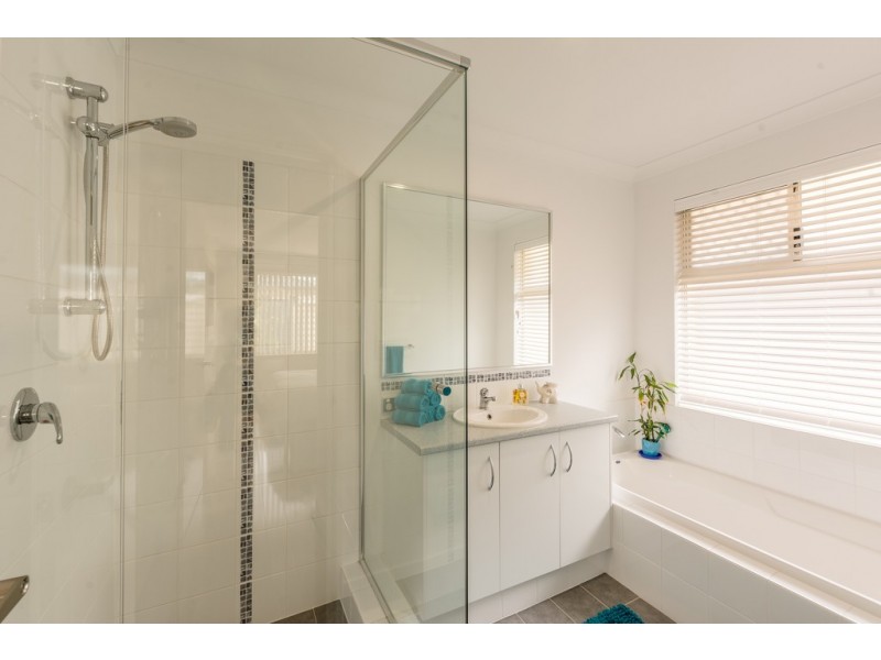 27 Copenhagen St, Baldivis WA 6171