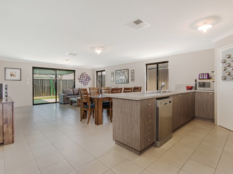 5 Grail Avenue, Baldivis WA 6171