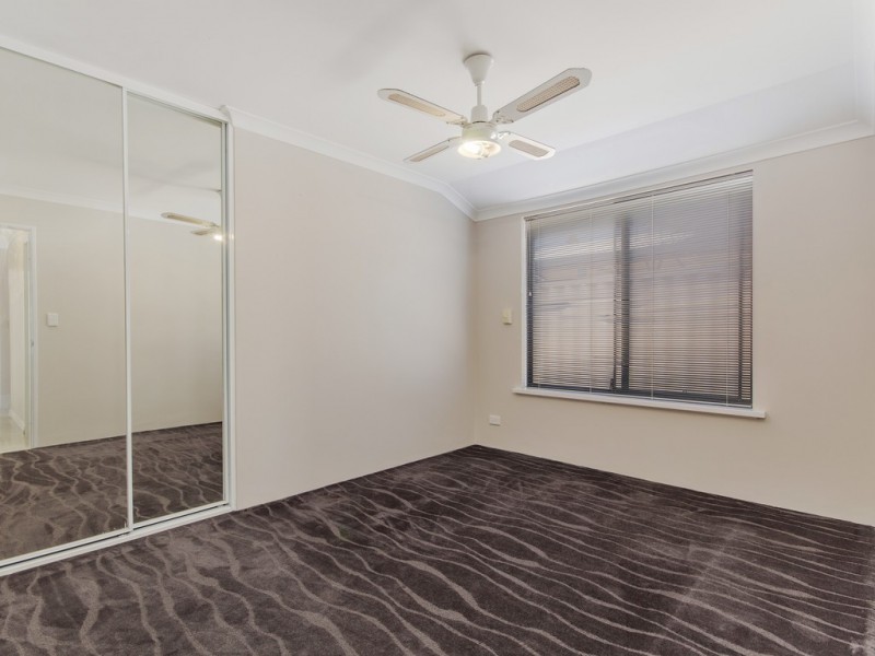 54 Chelmsford Avenue, Port Kennedy WA 6172