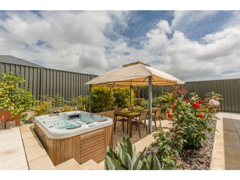 27 Copenhagen St, Baldivis WA 6171