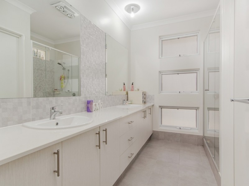 10 Wodalla Street, Baldivis WA 6171