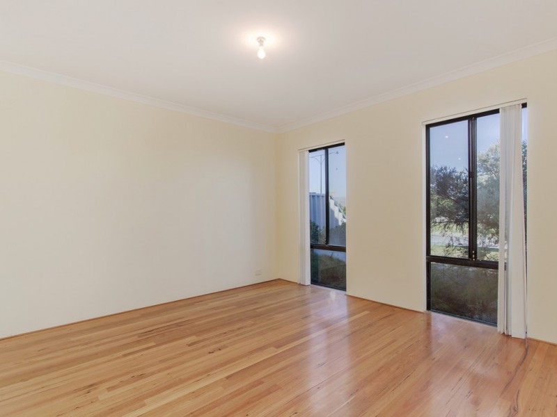 4 Jupiter Bend, Rockingham WA 6168