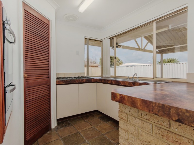 2 Hope Place, Waikiki WA 6169