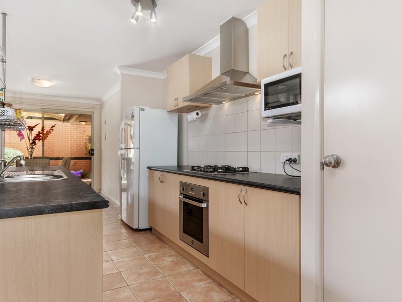 2/51 Laguardia Loop, Port Kennedy WA 6172