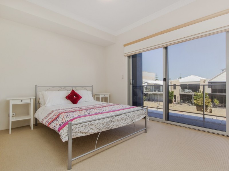 2/7 Florian Mews, Mandurah WA 6210