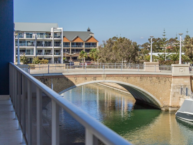 2/7 Florian Mews, Mandurah WA 6210