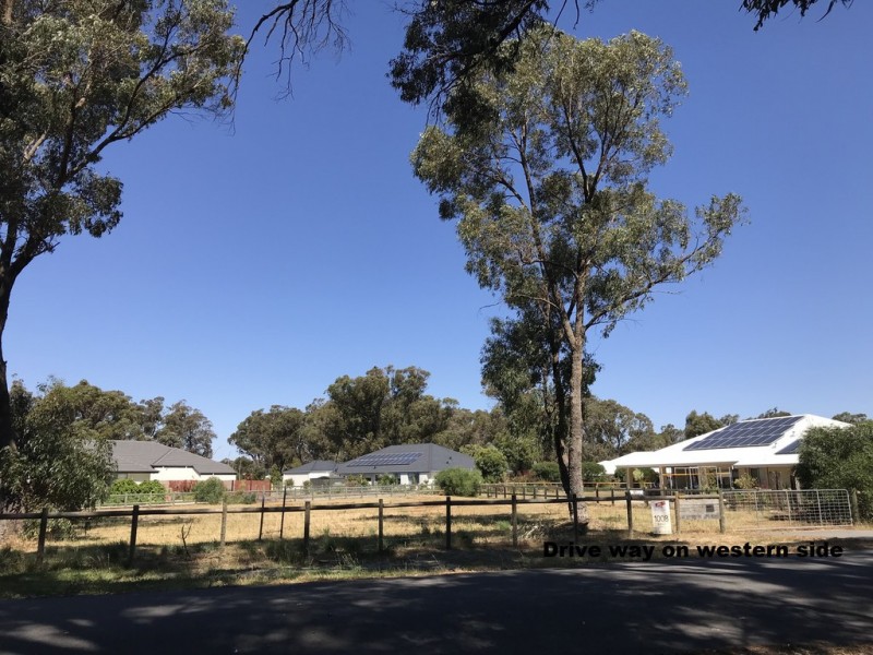 5 Ayrton Court, Golden Bay WA 6174