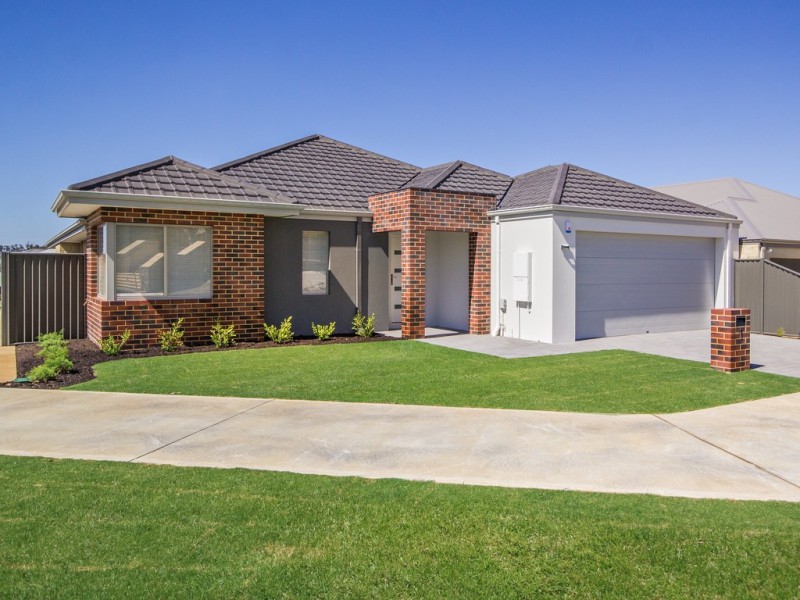 1 Pantheon Rd, Baldivis WA 6171