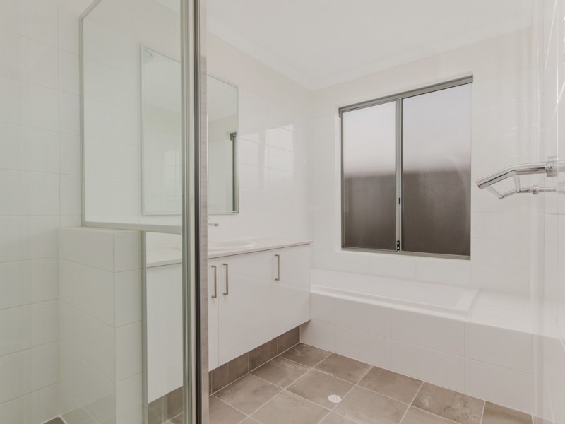 18 Santorini Parkway, Baldivis WA 6171