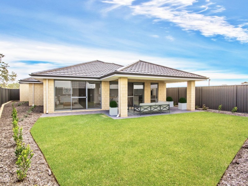18 Santorini Parkway, Baldivis WA 6171