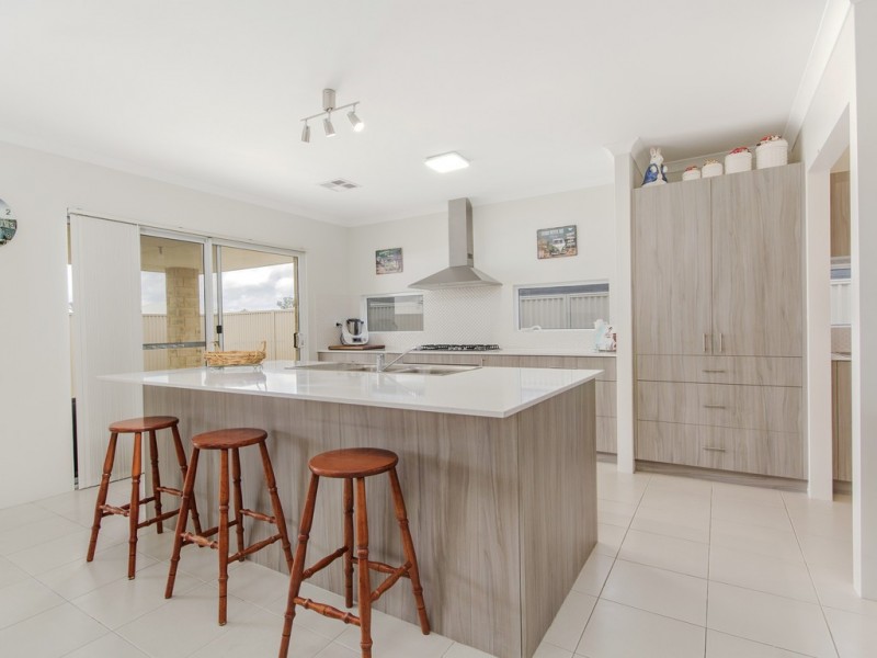 10 Wodalla Street, Baldivis WA 6171