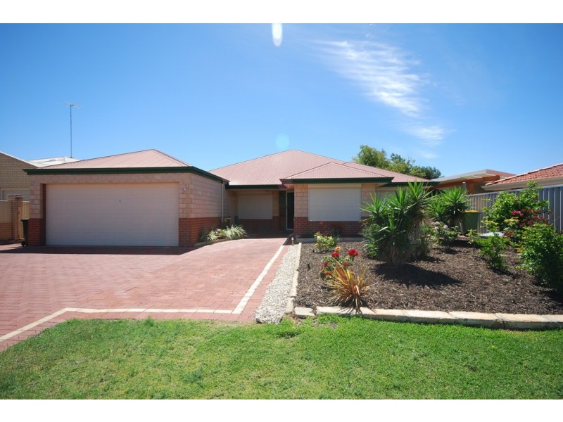 4 Dunkirk Court, Port Kennedy WA 6172