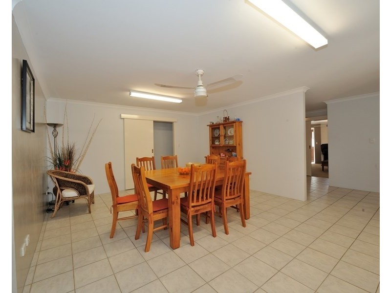 4 Dunkirk Court, Port Kennedy WA 6172