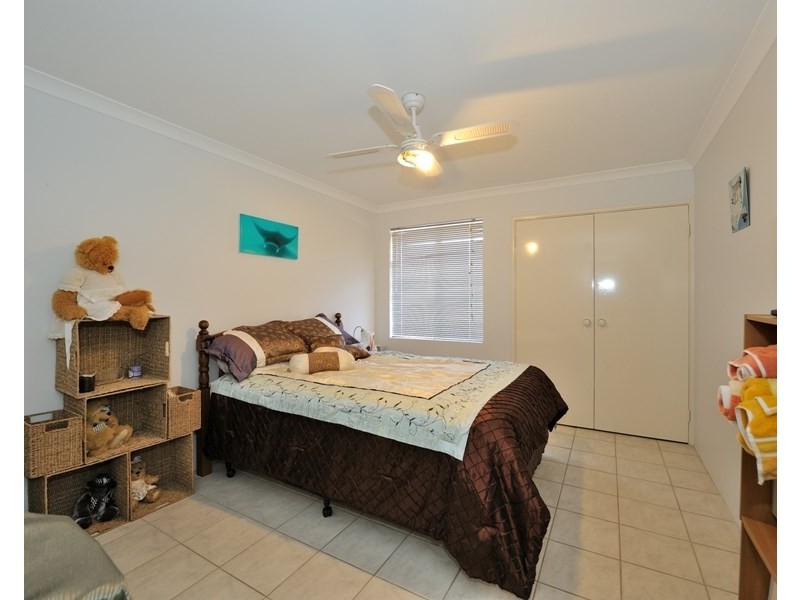 4 Dunkirk Court, Port Kennedy WA 6172