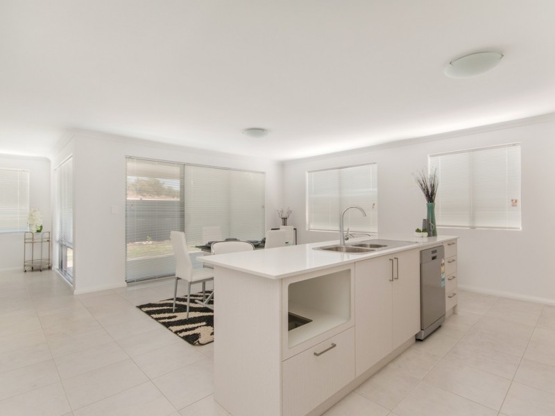 36 McDonald Rd, Baldivis WA 6171