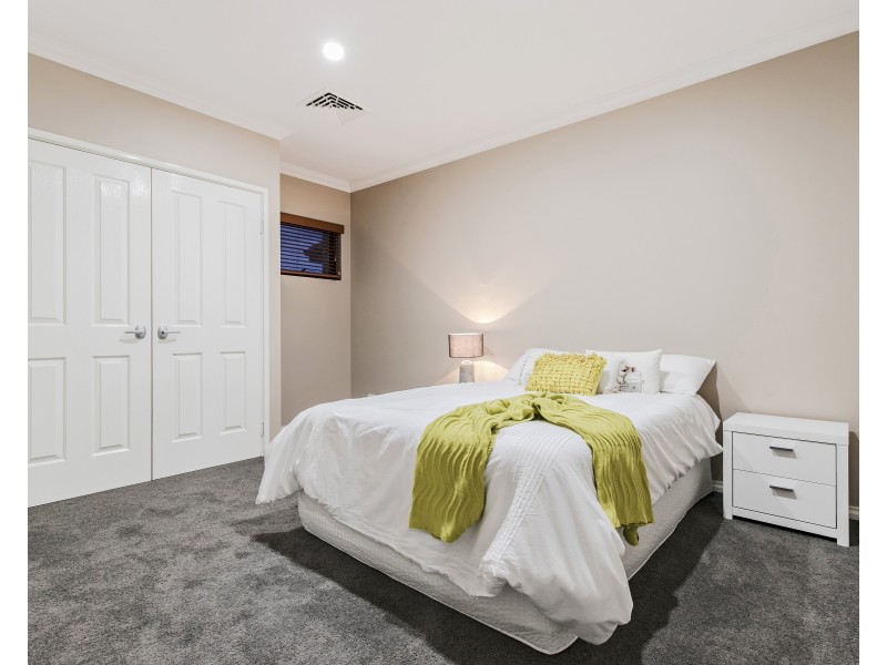 3/10 Winjan Place, Dudley Park WA 6210