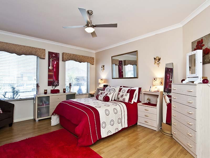 9 Barcelona Grange, Port Kennedy WA 6172