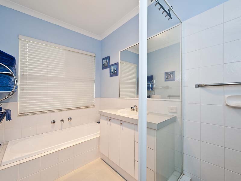 9 Barcelona Grange, Port Kennedy WA 6172