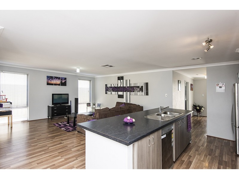 19 Upwey Street, Wellard WA 6170