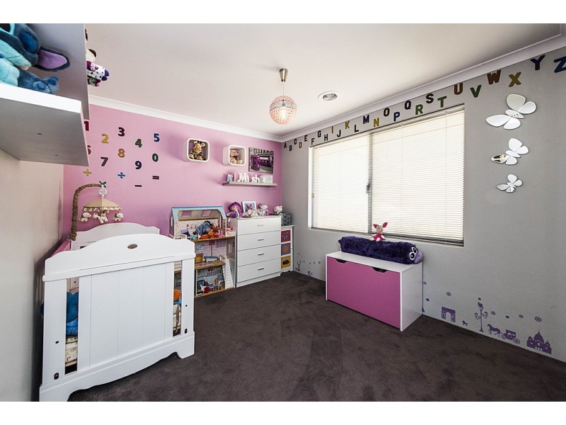 19 Upwey Street, Wellard WA 6170