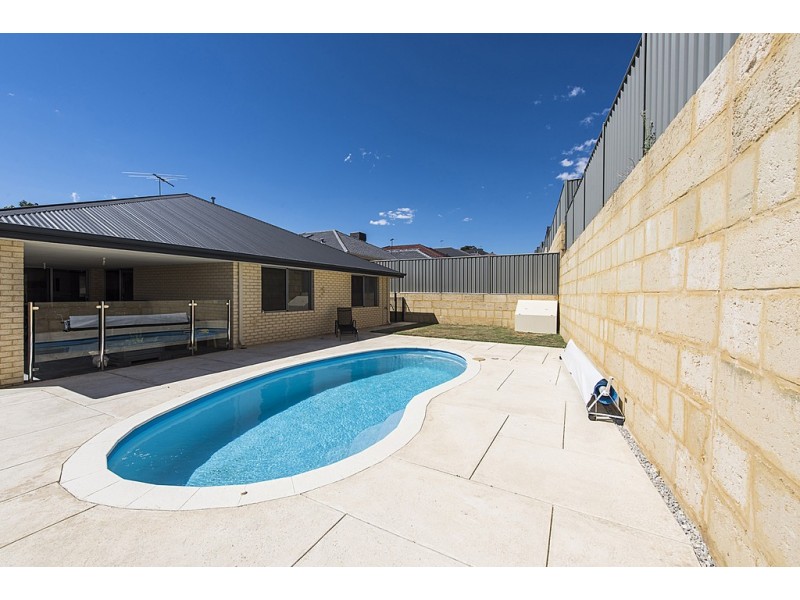 19 Upwey Street, Wellard WA 6170